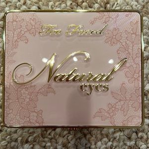 Too Faced Natural Eyes